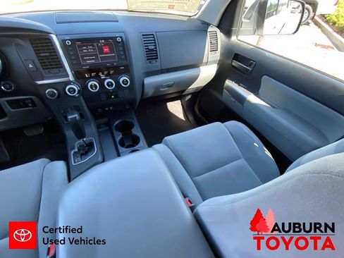 Certified 2021 Toyota Sequoia SR5 AWD/4WD image 33