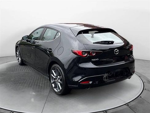 Used 2021 MAZDA MAZDA3 s FWD image 3