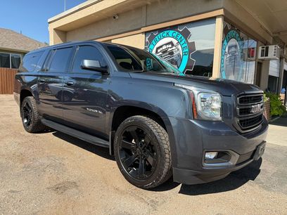 Used 2019 GMC Yukon XL SLT w/ Graphite Performance Edition