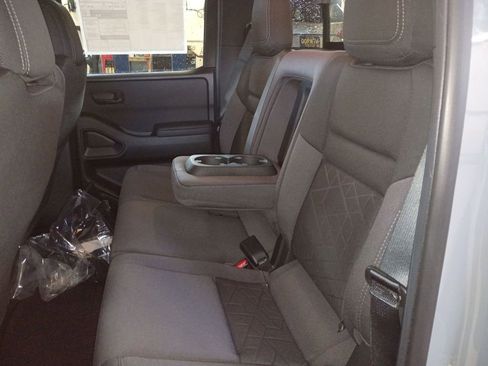 New 2026 Nissan Frontier SV w/ SV Convenience Package AWD/4WD image 18