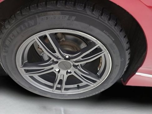Used 2019 Honda Accord Touring image 14