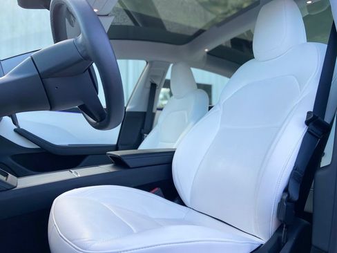 Used 2025 Tesla Model 3 Long Range RWD image 15