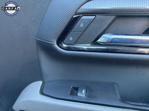 Used 2022 Chevrolet Silverado 1500 ZR2 image 16