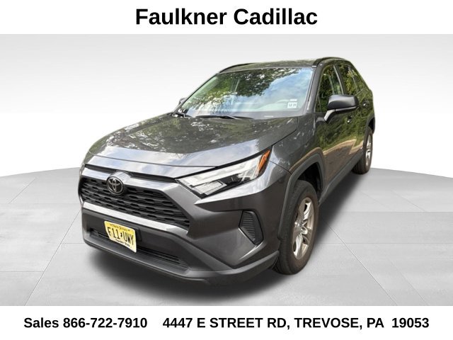 Used 2025 Toyota RAV4 LE AWD/4WD image 1