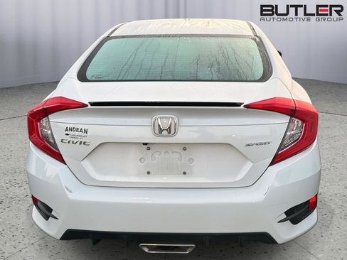 Used 2019 Honda Civic Sport image 9