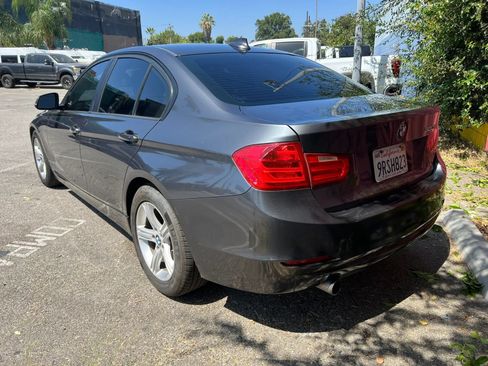 Used 2014 BMW 320i Sedan RWD image 5