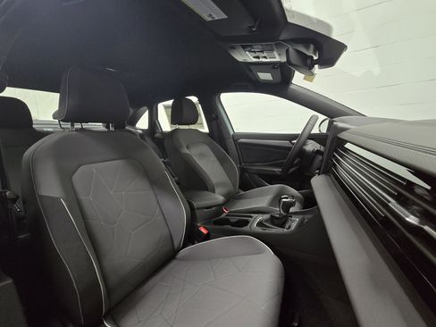 New 2025 Volkswagen Jetta Sport image 11
