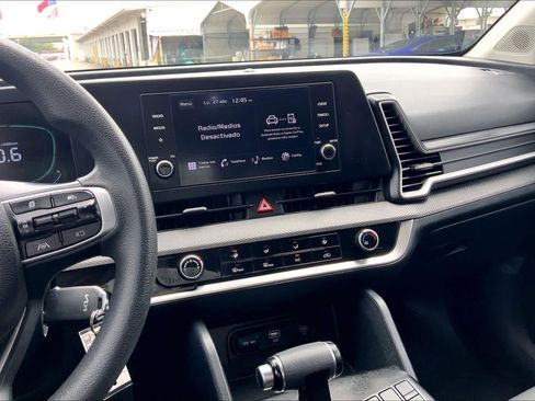 Used 2024 Kia Sportage LX FWD image 7