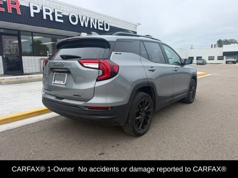 Used 2023 GMC Terrain SLE w/ Driver Convenience Package AWD/4WD image 7