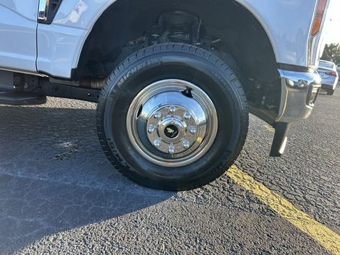 Used 2024 Ford F350 XL w/ XL Driver Assist Package image 8