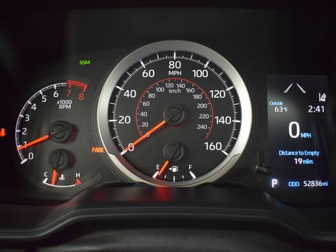 Used 2022 Toyota Corolla SE image 16