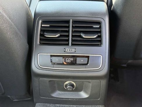 Used 2017 Audi A4 2.0T Premium image 30