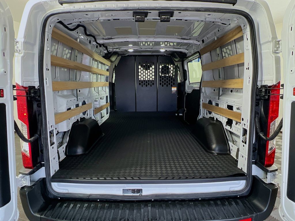 Certified 2025 Ford Transit 250 Low Roof w/ Exterior Upgrade Package RWD image 22