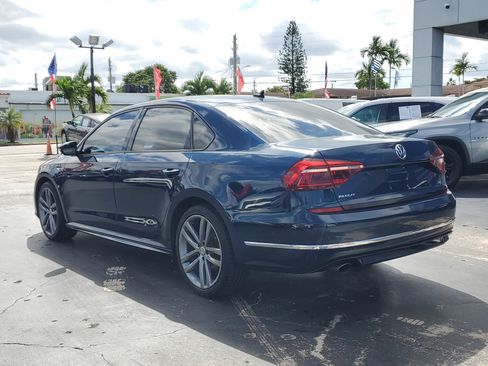 Used 2018 Volkswagen Passat 2.0T R-Line image 8