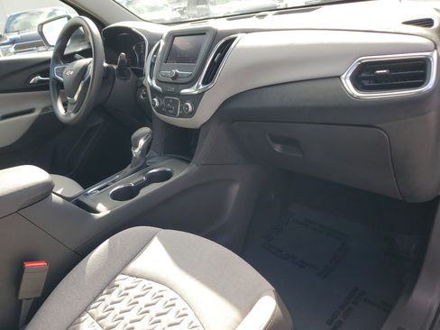 Used 2023 Chevrolet Equinox LT image 18