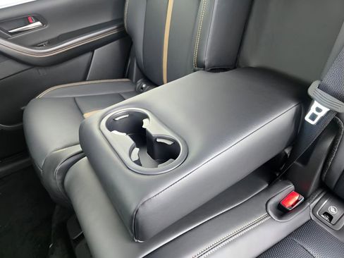 New 2025 MAZDA CX-70 Plug-In Hybrid w/ Premium Plus image 23