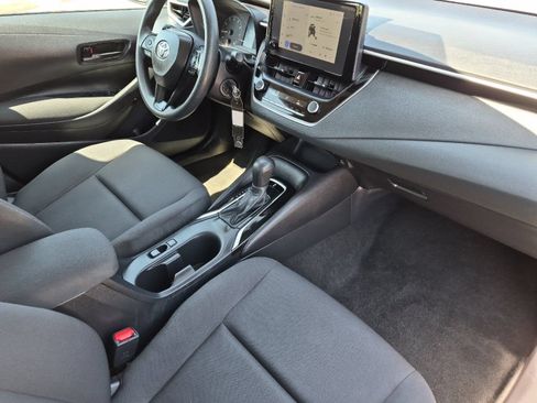 Certified 2025 Toyota Corolla LE FWD image 14