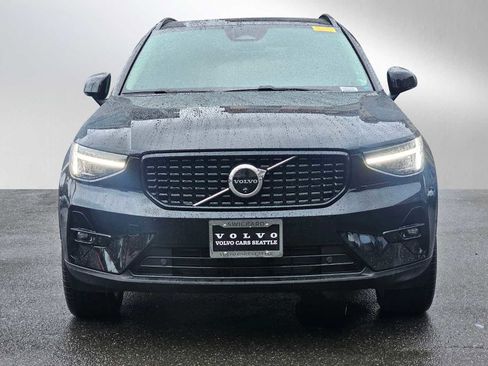 Certified 2024 Volvo XC40 B5 Plus w/ Protection Package Premier image 8