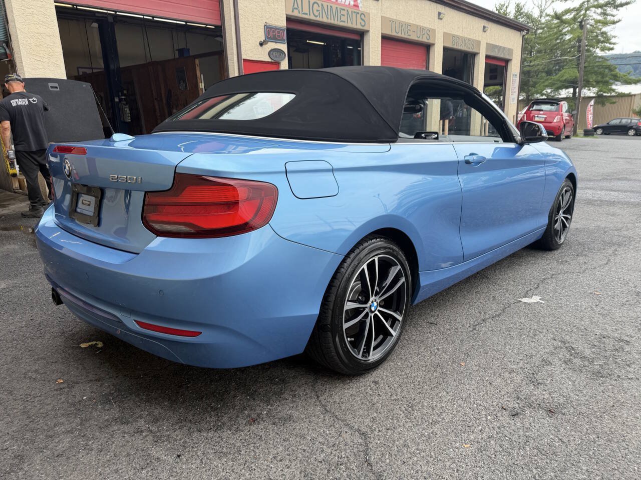 Used 2020 BMW 230i xDrive Convertible w/ Convenience Package AWD/4WD image 6