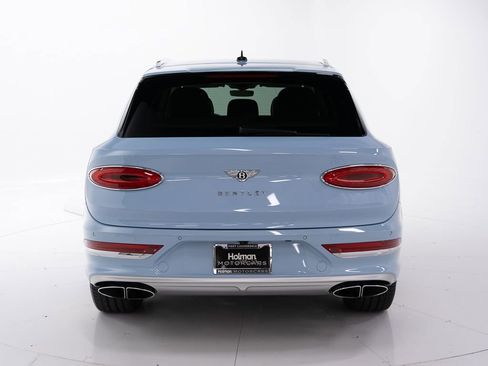 Certified 2023 Bentley Bentayga Extended Wheelbase AWD/4WD image 4