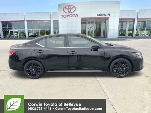 Used 2025 Nissan Sentra SR w/ Midnight Edition FWD image 6