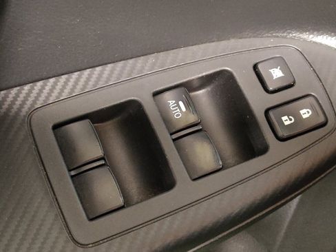 Used 2022 Mitsubishi Eclipse Cross ES image 27