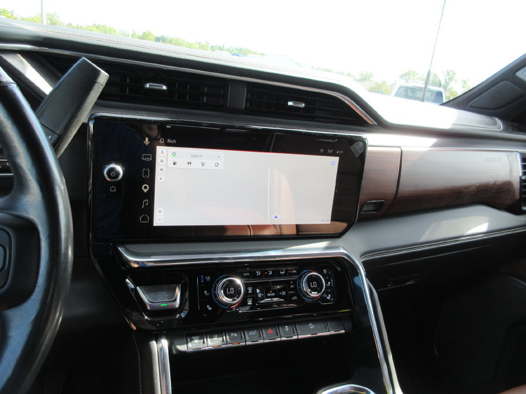 Used 2024 GMC Sierra 3500 Denali Ultimate AWD/4WD image 37