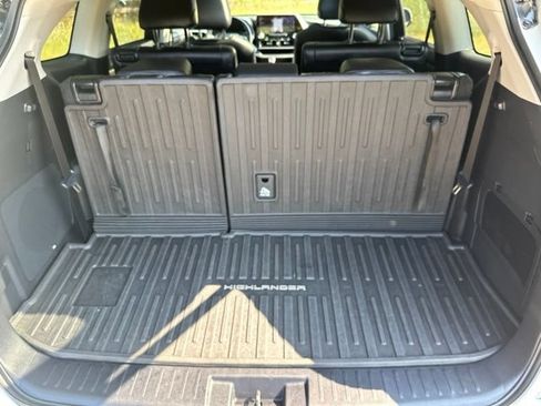 Used 2020 Toyota Highlander Platinum AWD/4WD image 20