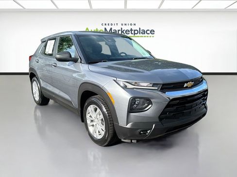 Used 2022 Chevrolet TrailBlazer LS FWD image 1
