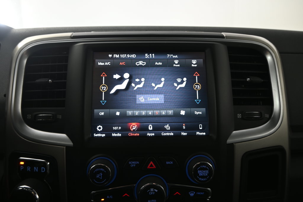 Used 2018 RAM 1500 SLT AWD/4WD image 28
