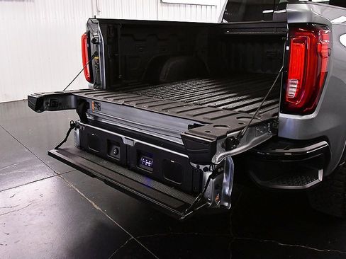 Used 2025 GMC Sierra 1500 AT4X image 14
