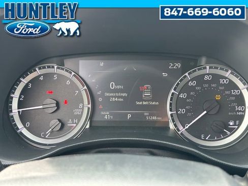 Used 2023 Toyota Highlander LE image 28