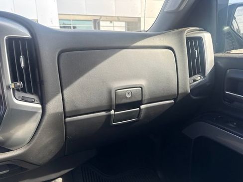 Used 2018 Chevrolet Silverado 1500 LT w/ All Star Edition AWD/4WD image 37
