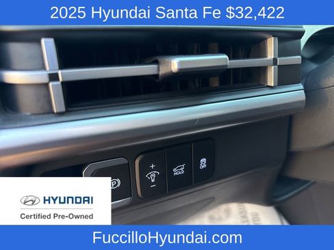 Certified 2025 Hyundai Santa Fe SEL image 14
