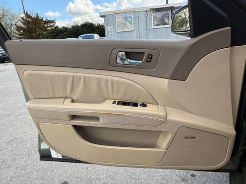 Used 2005 Cadillac STS w/ Preferred Equipment Group image 13