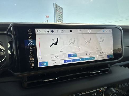 New 2025 Jeep Wrangler Sahara image 24