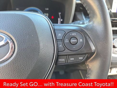 Certified 2023 Toyota Corolla Cross AWD Hybrid w/ Convenience Package image 32