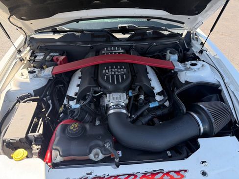 Used 2012 Ford Mustang Boss 302 w/ Boss 302 Accessory Pkg image 30