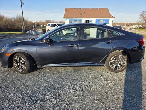 Used 2017 Honda Civic EX-L image 3