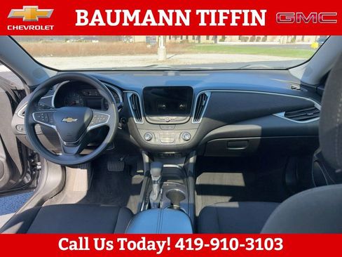 Used 2023 Chevrolet Malibu LT FWD image 20