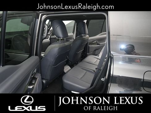 Certified 2024 Lexus GX 550 image 12