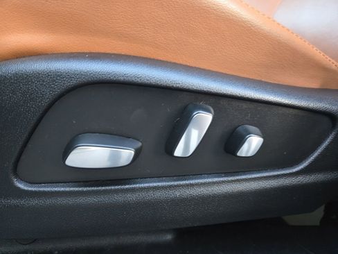 Certified 2023 Cadillac XT5 Premium Luxury w/ LPO, Floor Liner Package image 10