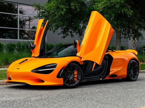 New 2027 McLaren 750S Spider RWD image 36