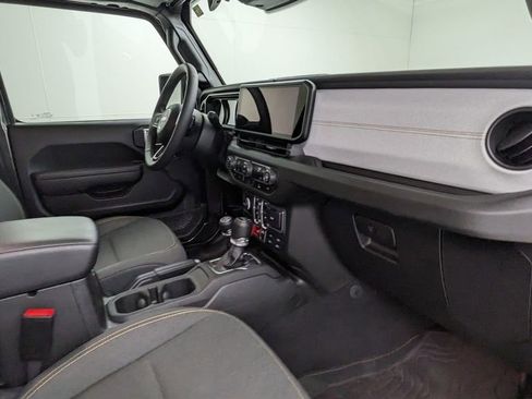 Used 2025 Jeep Wrangler Unlimited Sport S 4xe AWD/4WD image 38