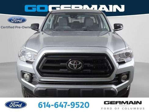 Used 2023 Toyota Tacoma SR5 w/ Technology Package AWD/4WD image 3