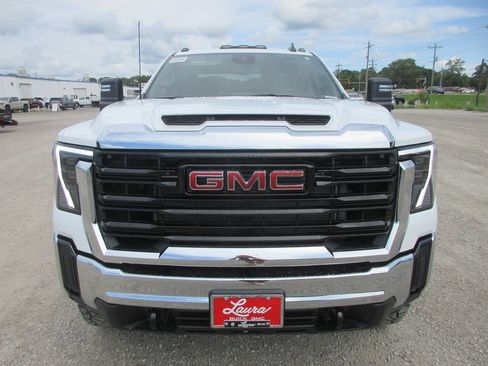 New 2026 GMC Sierra 2500 Pro AWD/4WD image 12