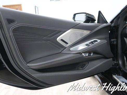 Used 2023 Chevrolet Corvette Z06 RWD image 26
