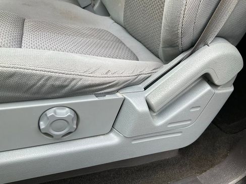 Used 2014 Ford F150 XLT image 13