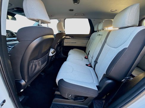 Used 2020 Hyundai Palisade SE image 23