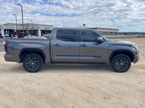 Used 2024 Toyota Tundra Platinum AWD/4WD image 6
